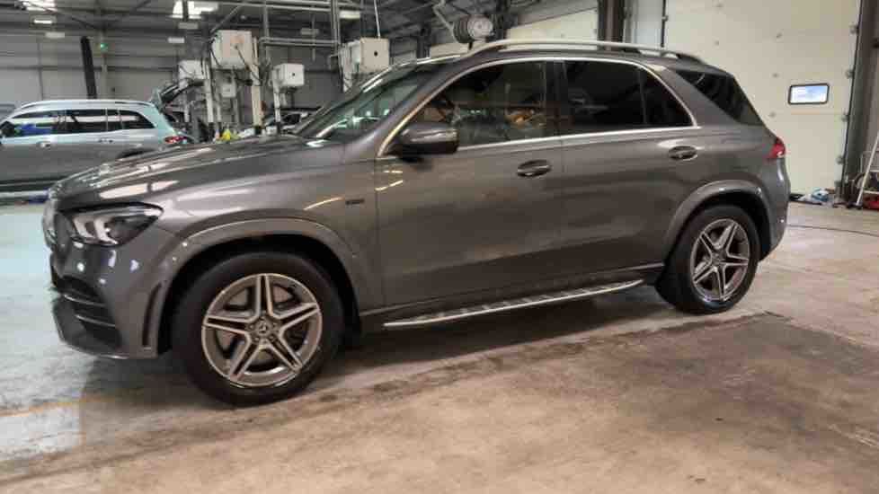 More views of Mercedes-Benz GLE