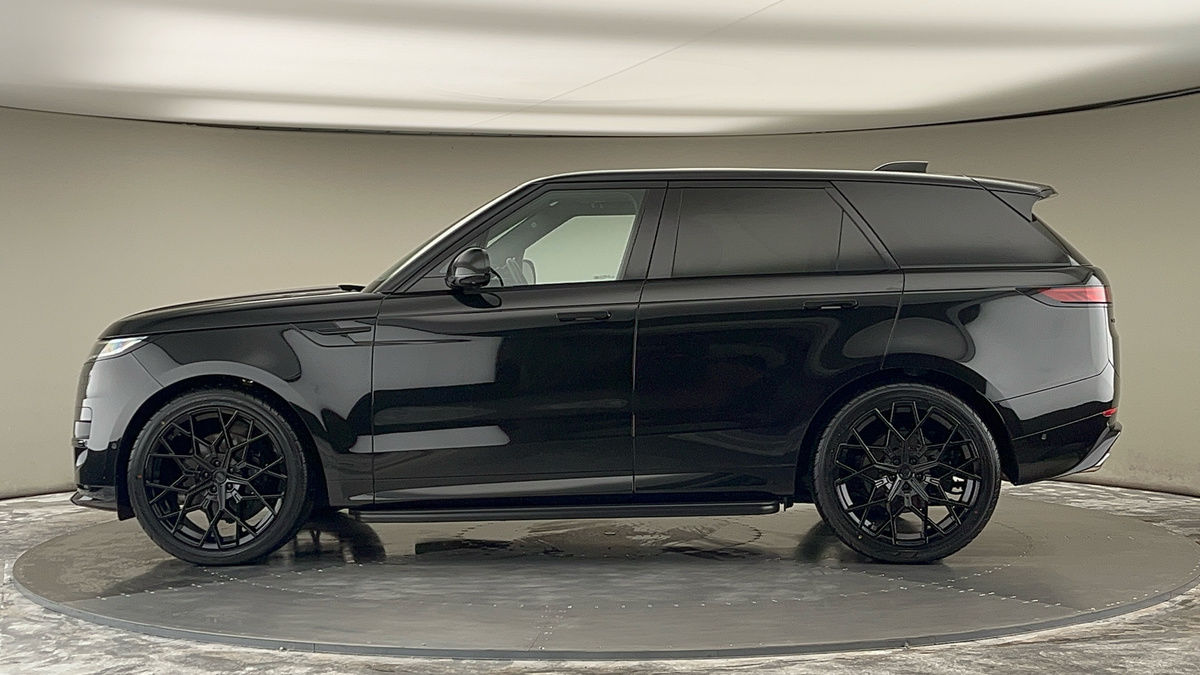 Land Rover Range Rover Sport Urban Image 15