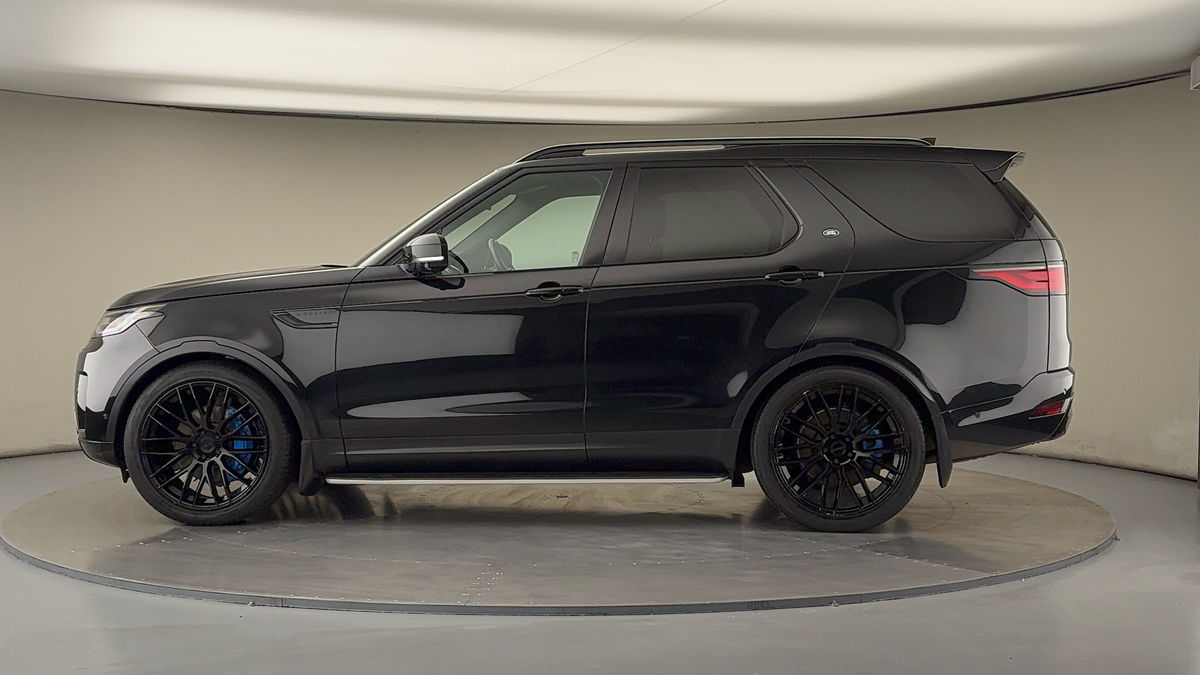 More views of Land Rover Discovery