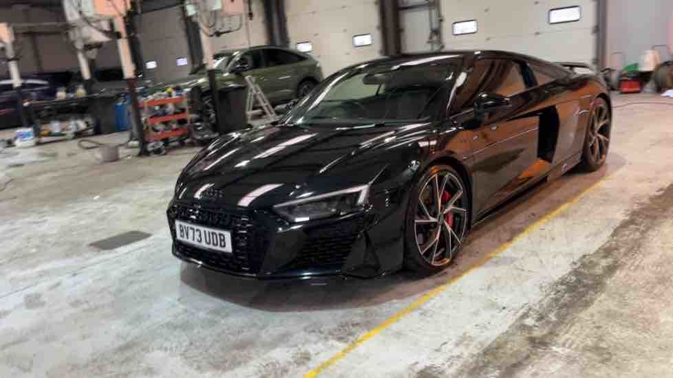 More views of Audi R8