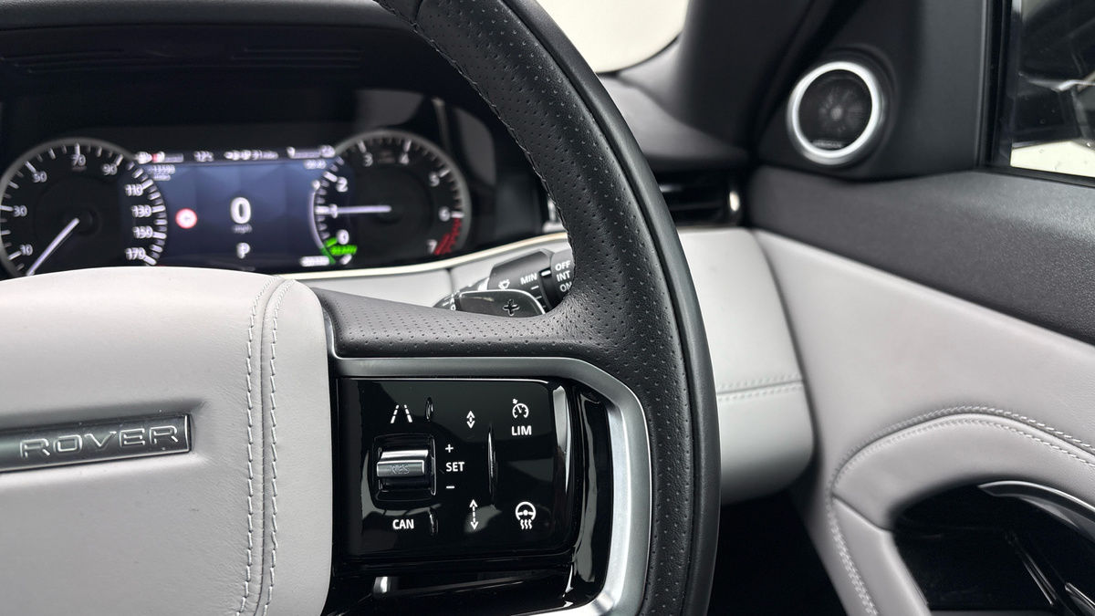 Land Rover Range Rover Evoque Image 14