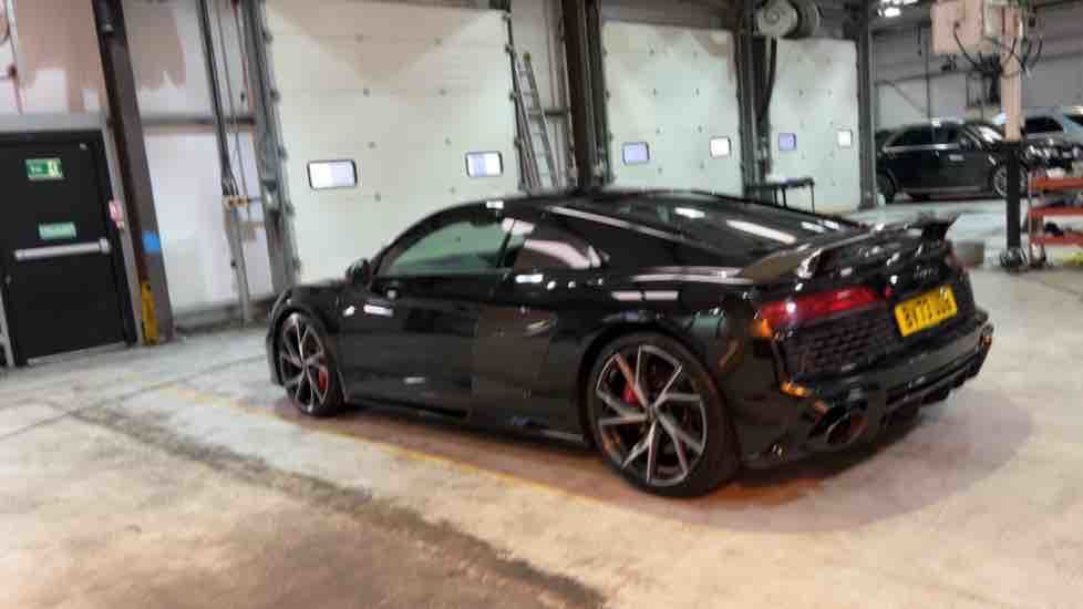 More views of Audi R8