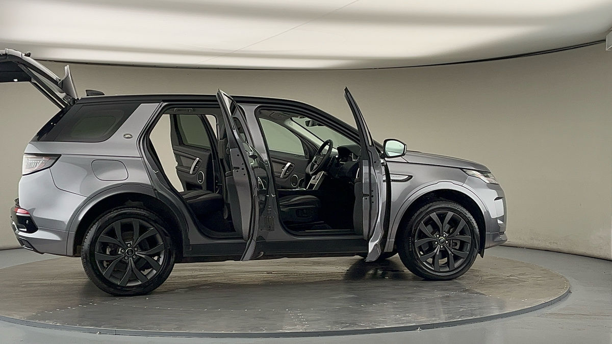 More views of Land Rover Discovery Sport