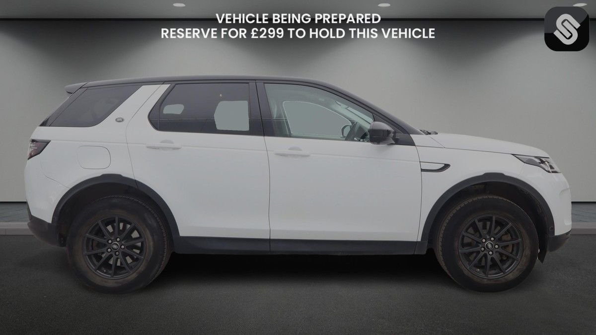 Land Rover Discovery Sport Image 5