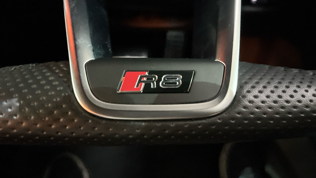 Audi R8 Image 8