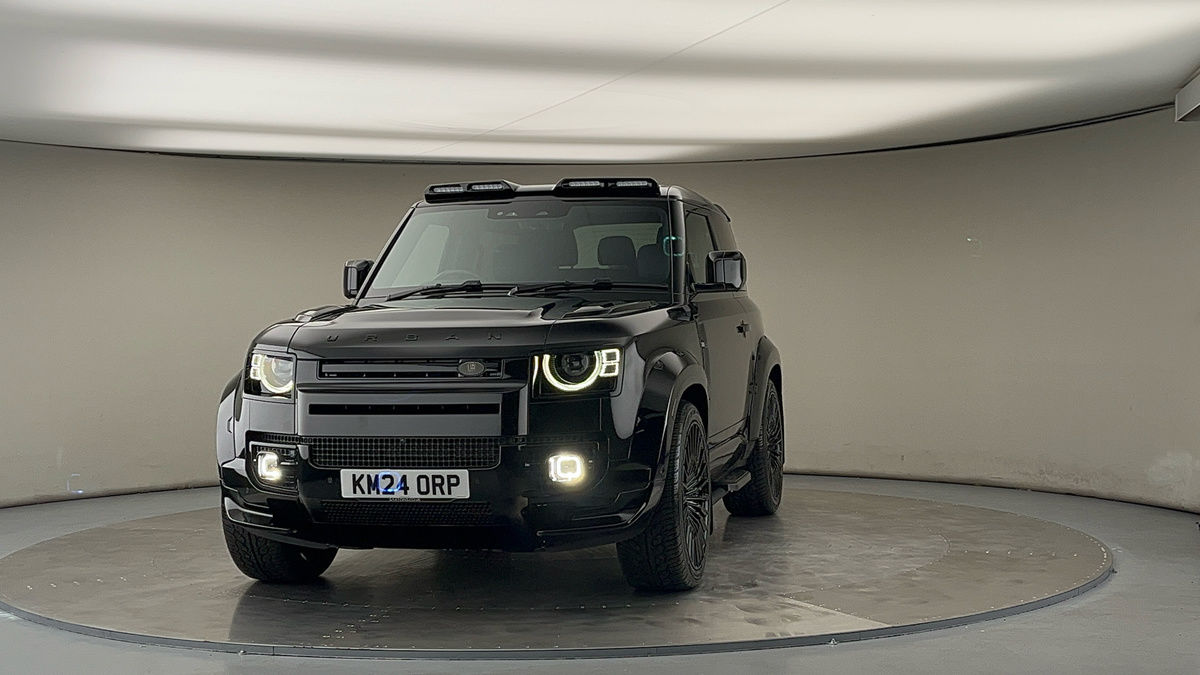 More views of Land Rover Defender 90