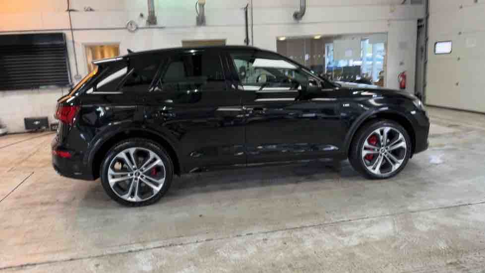 More views of Audi Q5