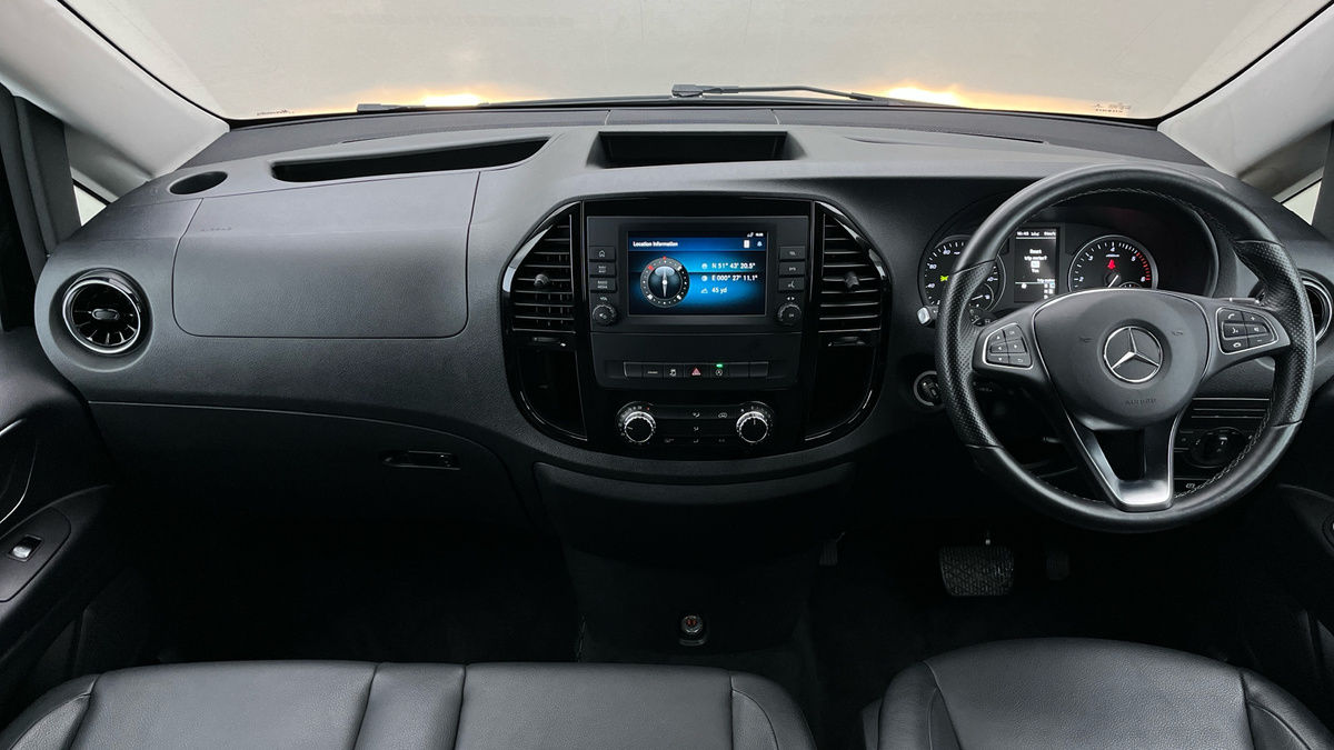 Mercedes-Benz Vito Image 12