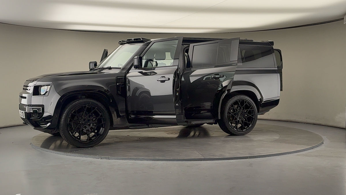 More views of Land Rover Defender 130