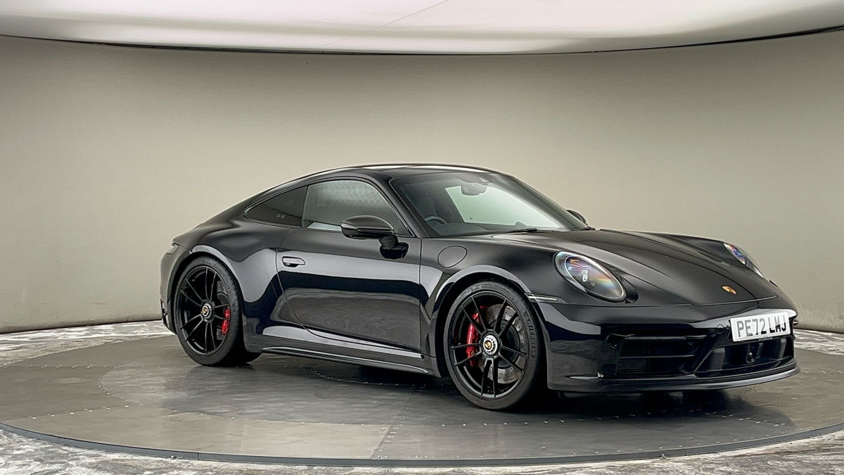 More views of Porsche 911