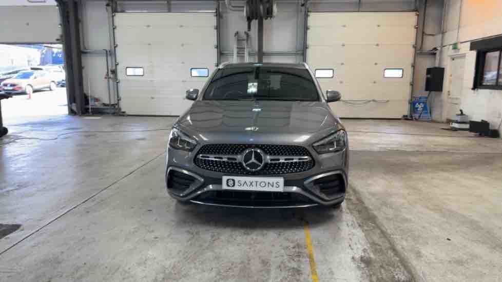 More views of Mercedes-Benz GLA
