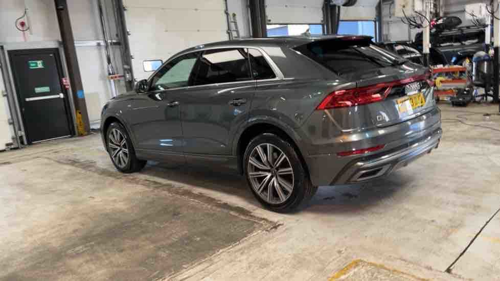 More views of Audi Q8