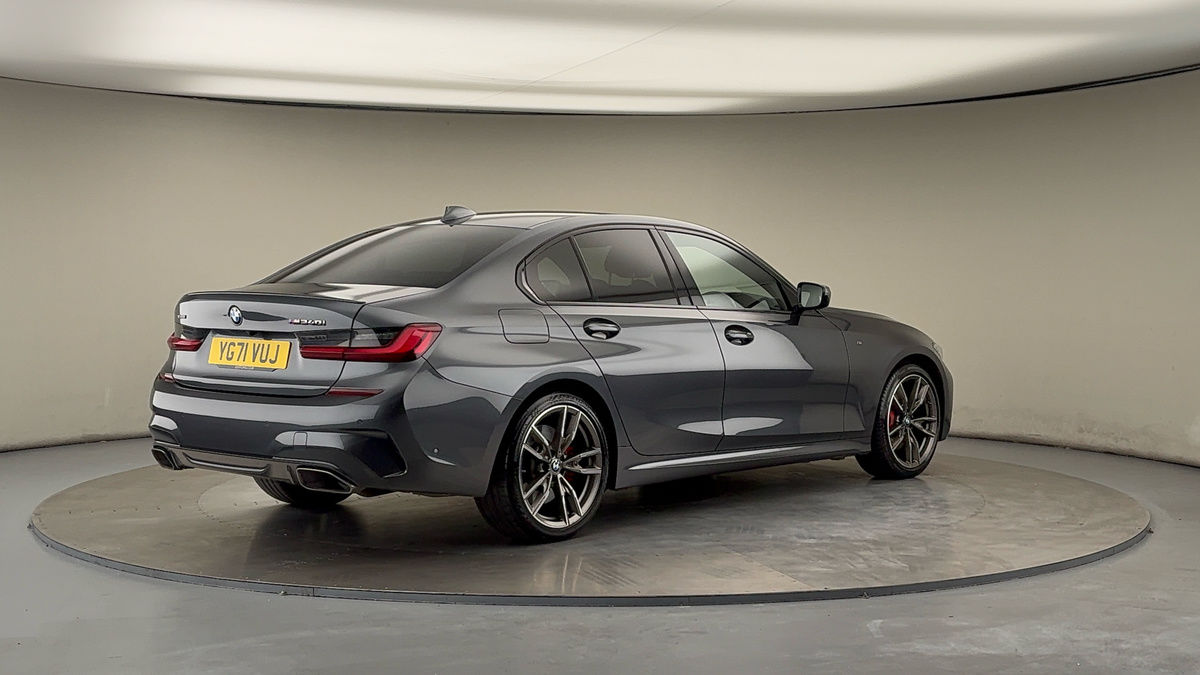 BMW 3 Series Image 21
