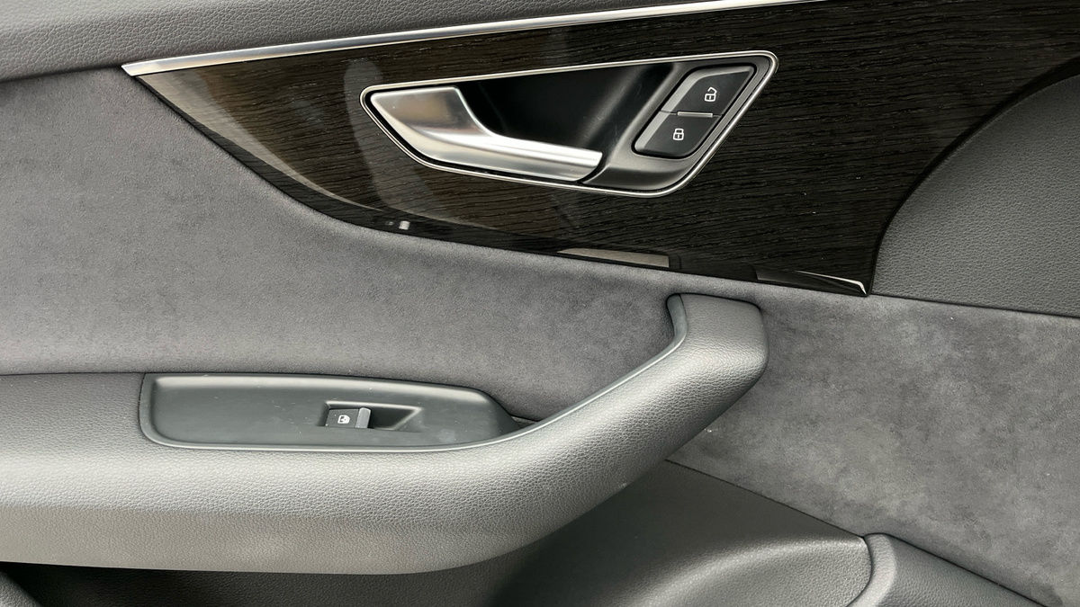 Audi Q7 Image 19