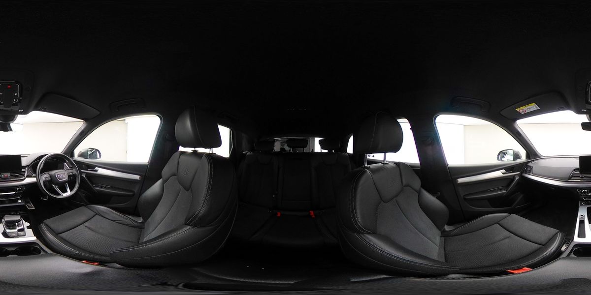 More views of Audi Q5