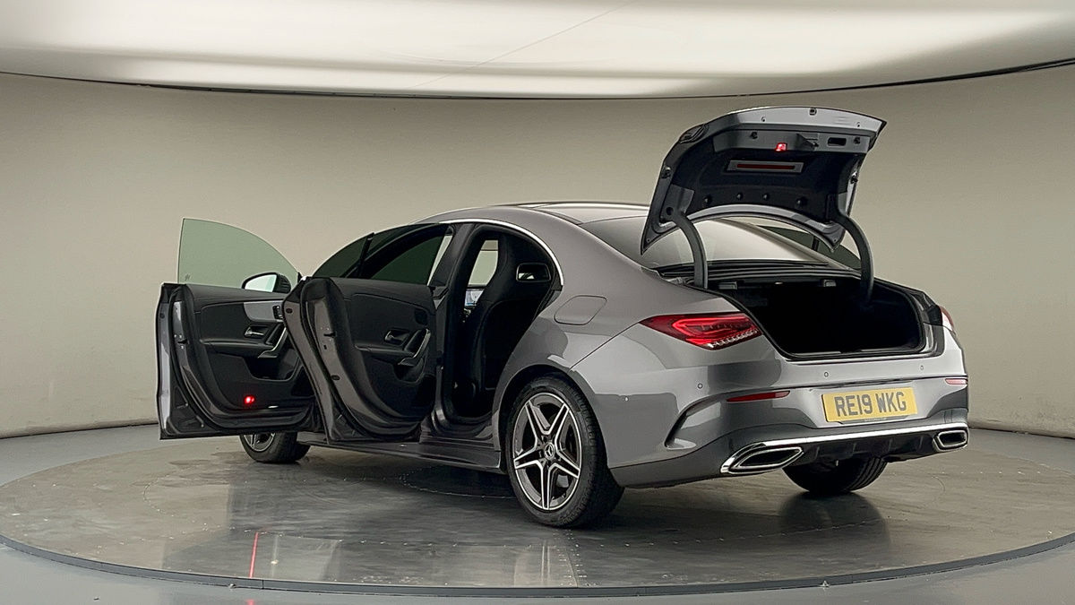 Mercedes-Benz CLA Image 23