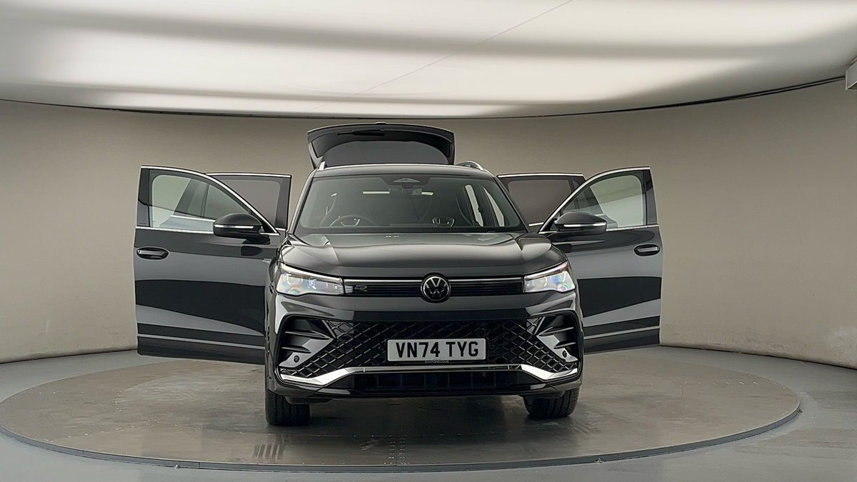 More views of Volkswagen Tiguan