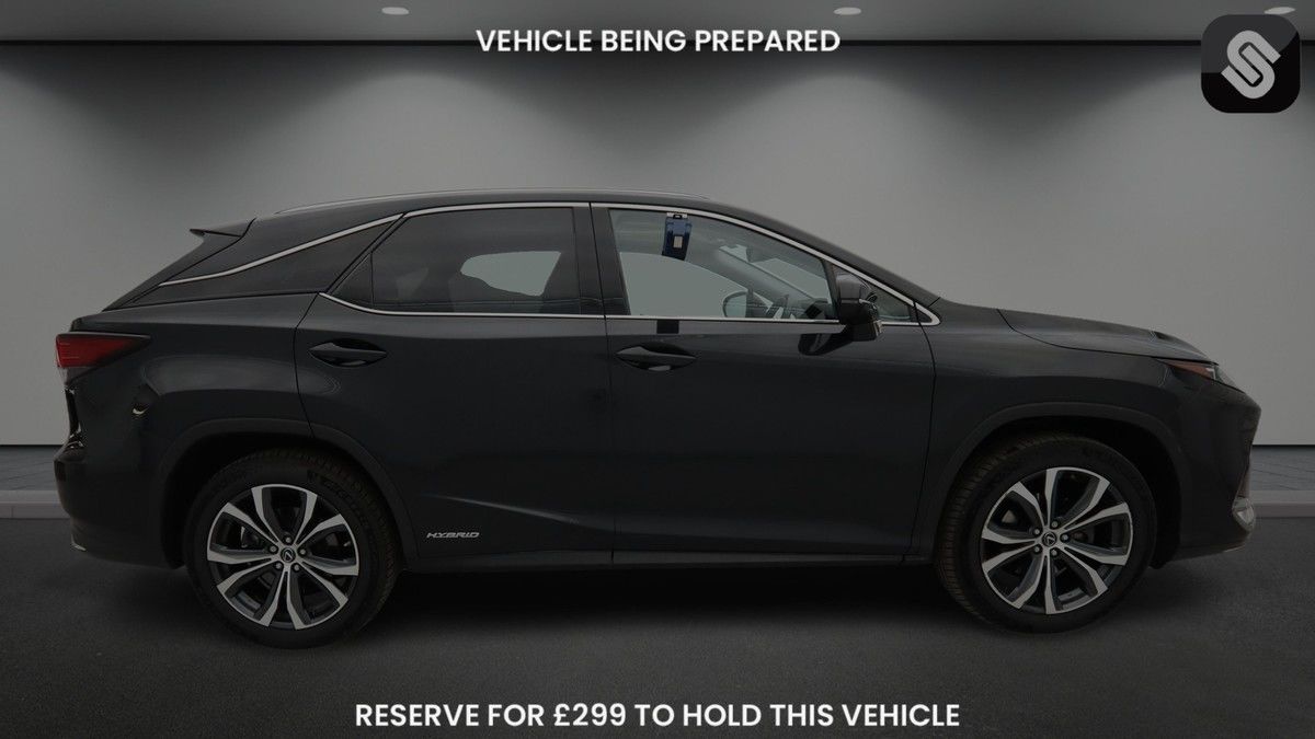 Lexus RX Image 5