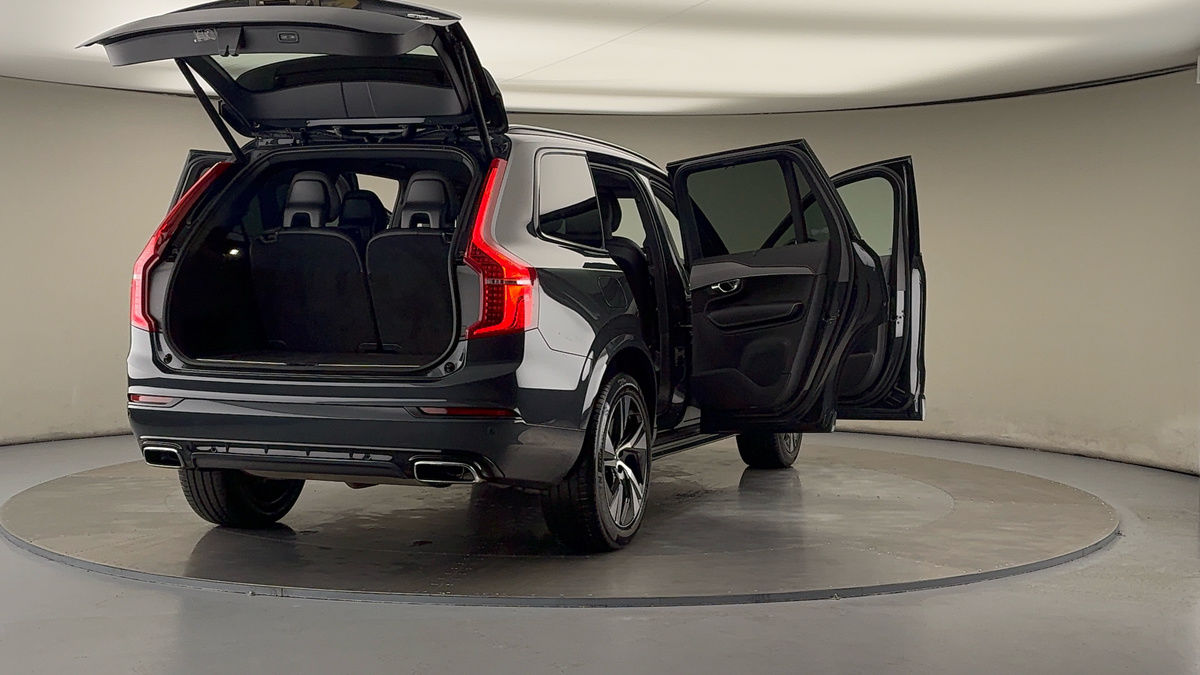 More views of Volvo XC90