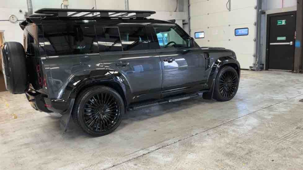 More views of Land Rover Defender 110