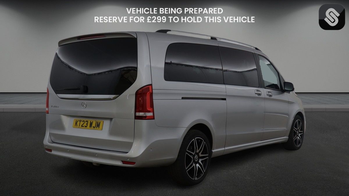 Mercedes-Benz V Class Image 4