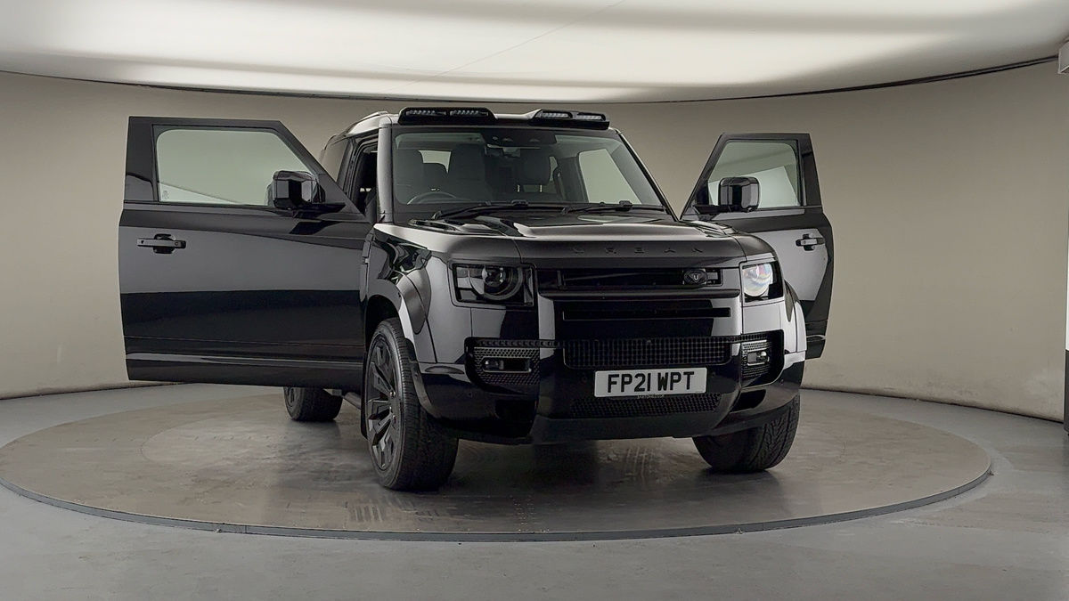 More views of Land Rover Defender 90