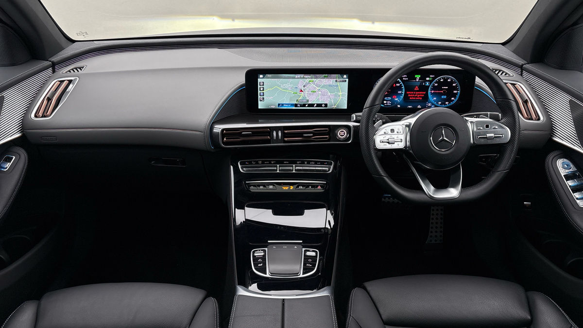 Mercedes-Benz EQC Image 12