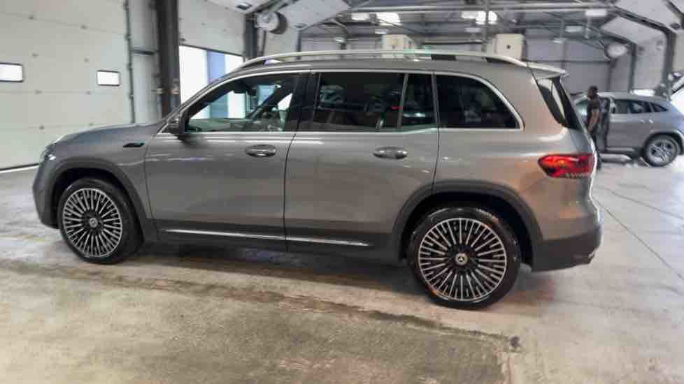 More views of Mercedes-Benz EQB