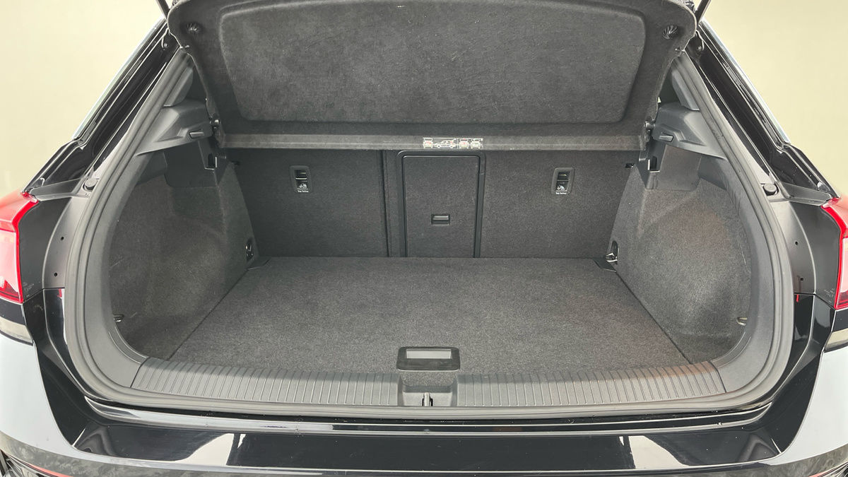 Volkswagen T-Roc Image 11