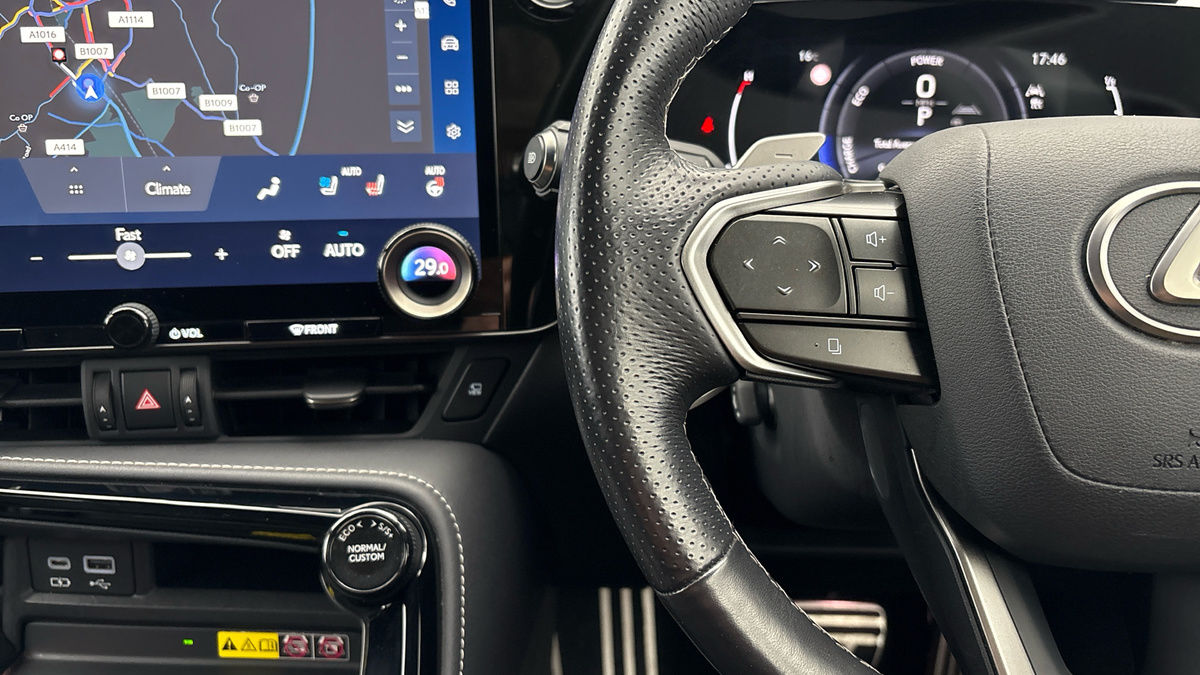 Lexus NX Image 13