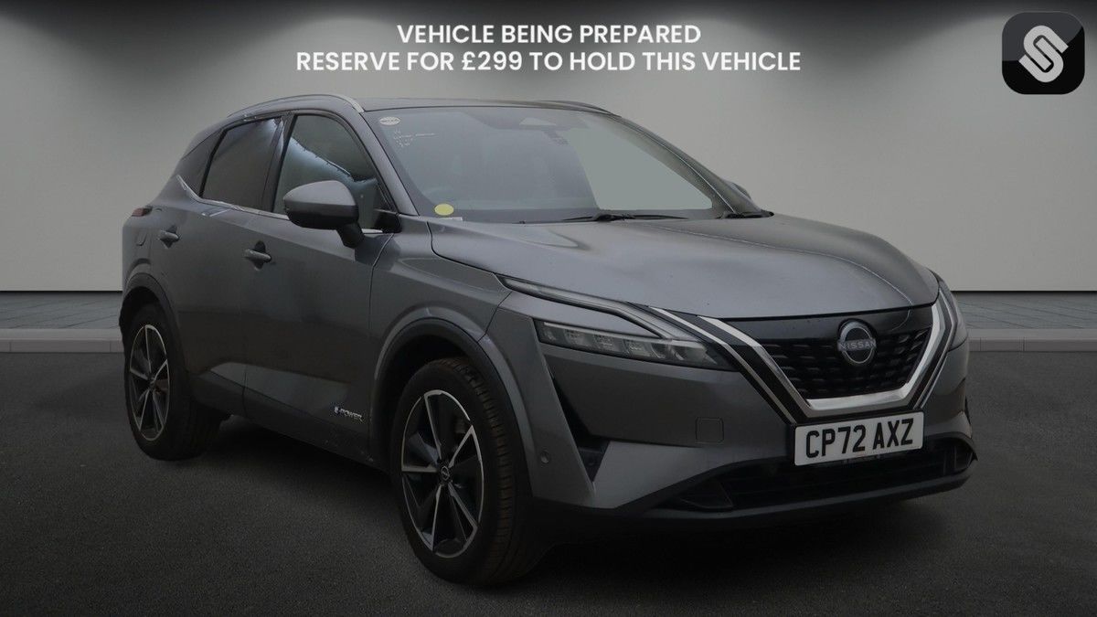 Nissan Qashqai Sticky Header Image