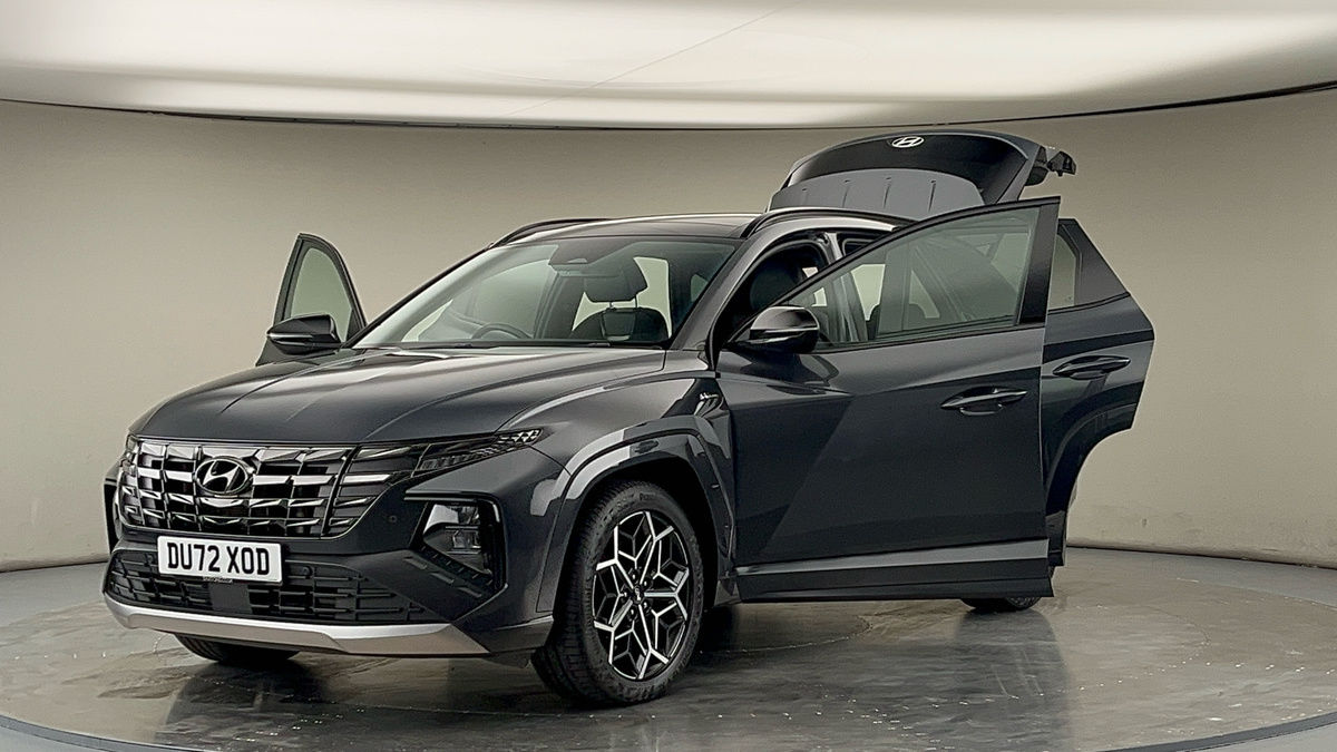 More views of Hyundai TUCSON
