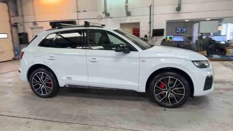 More views of Audi Q5