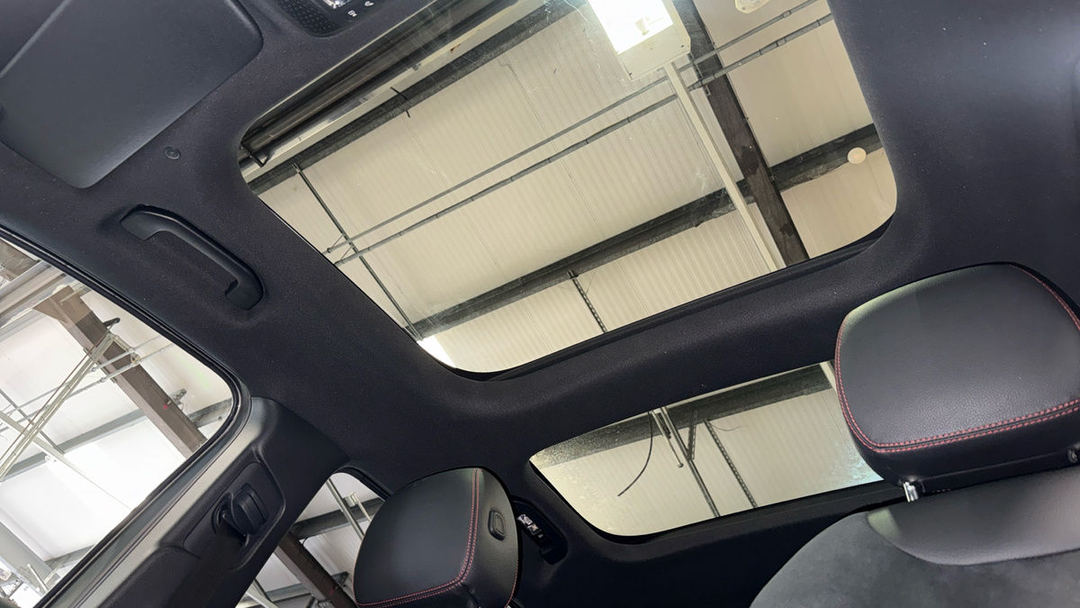 Mercedes-Benz EQB Image 7