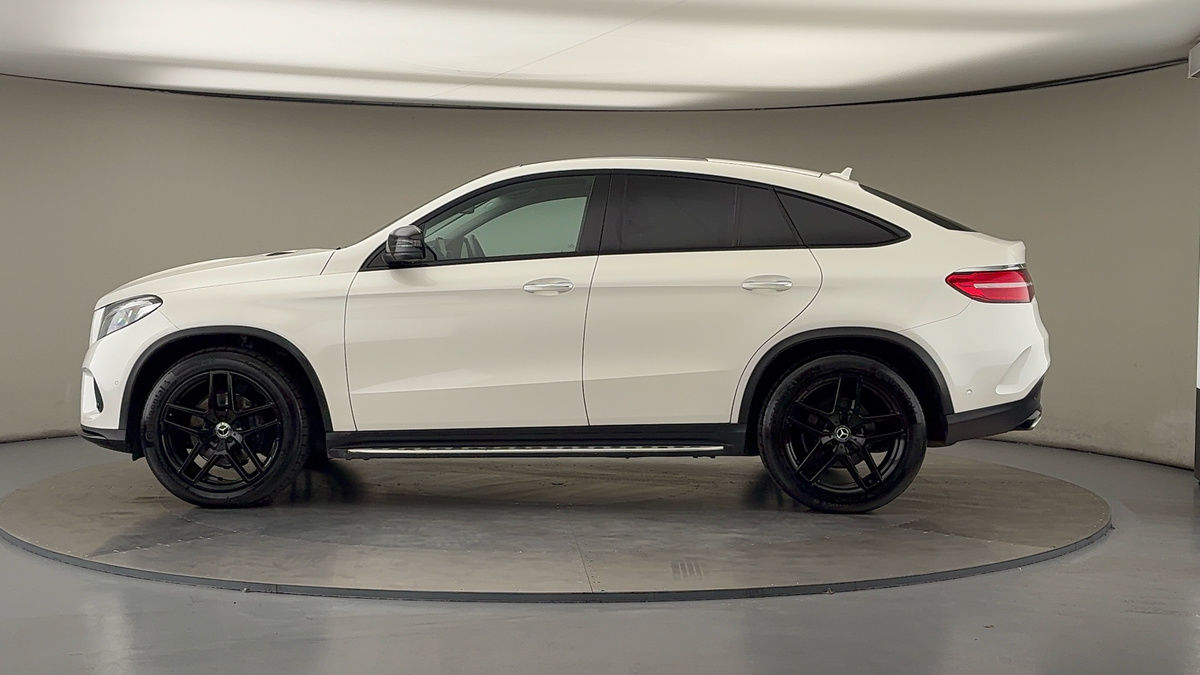 Mercedes-Benz GLE Image 15