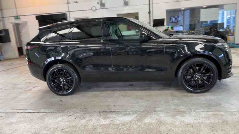 More views of Land Rover Range Rover Velar