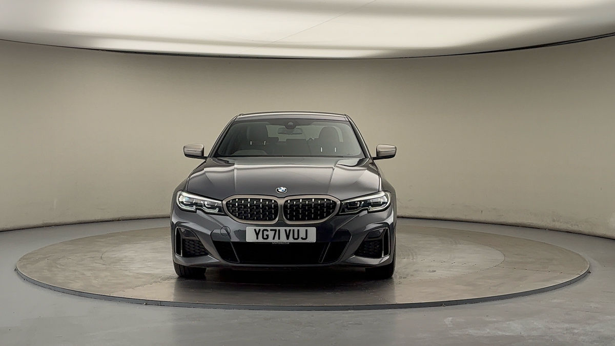 BMW 3 Series Image 3