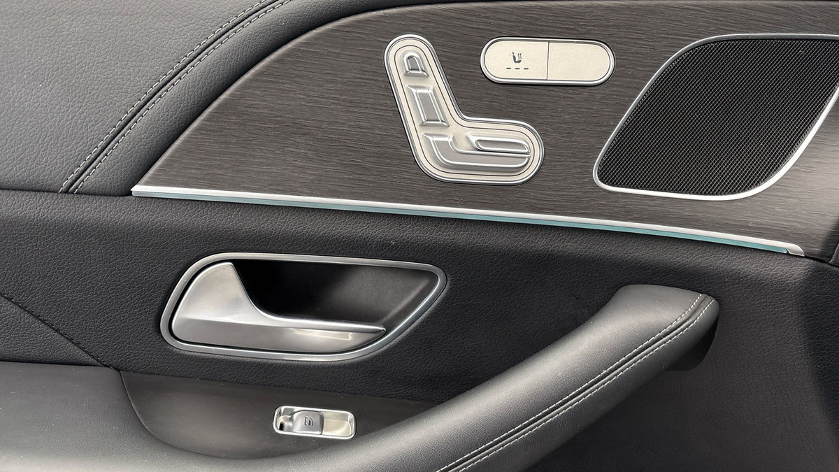 Mercedes-Benz GLE Image 19