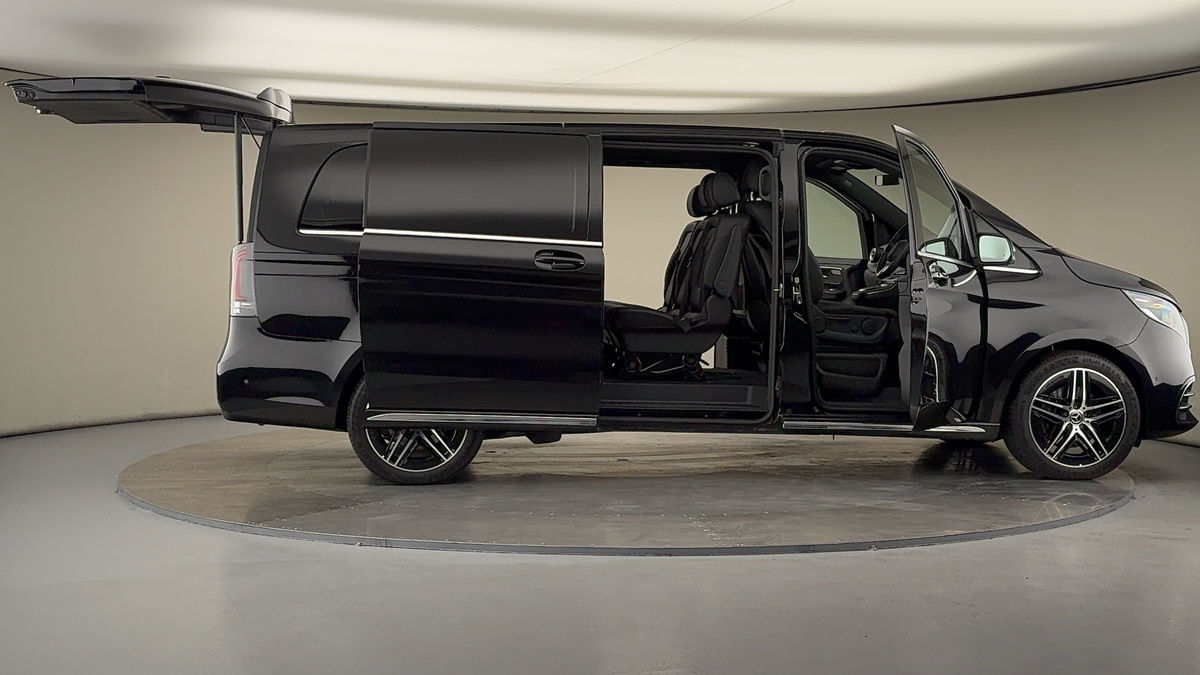 More views of Mercedes-Benz V Class