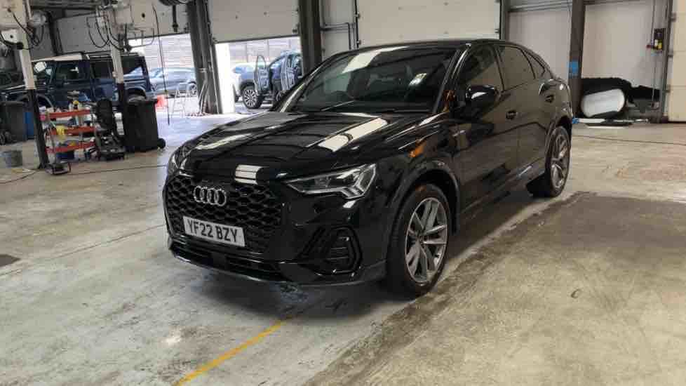 More views of Audi Q3
