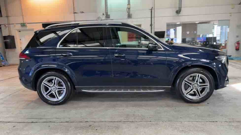 More views of Mercedes-Benz GLE