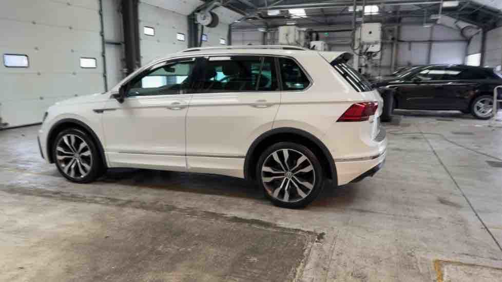 More views of Volkswagen Tiguan