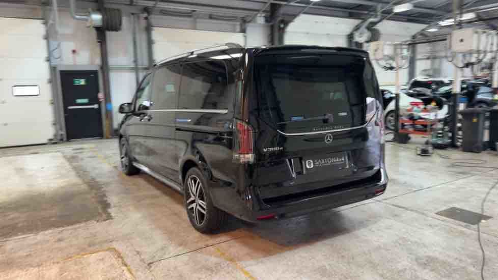 More views of Mercedes-Benz V Class