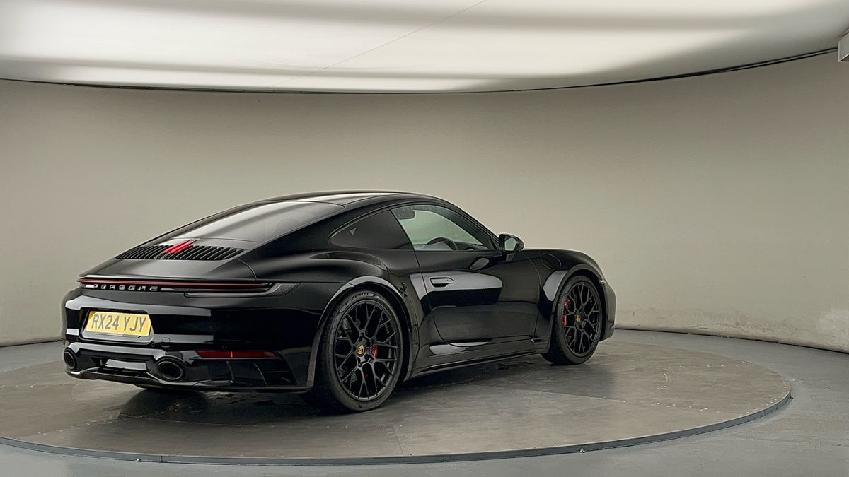 Porsche 911 Image 21