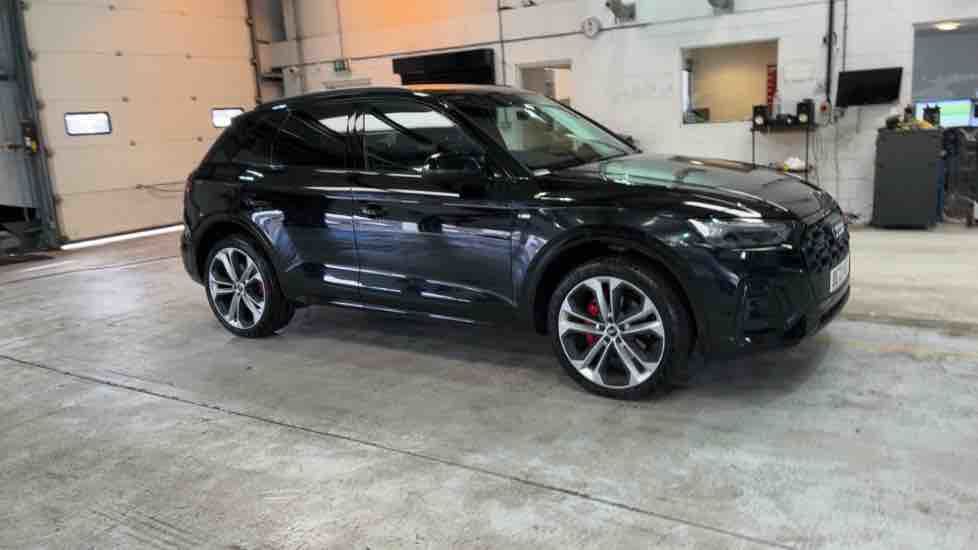 More views of Audi Q5
