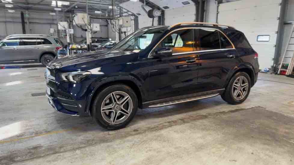 More views of Mercedes-Benz GLE