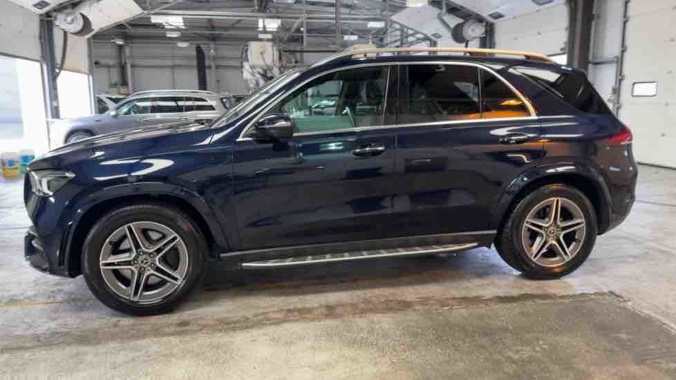 More views of Mercedes-Benz GLE