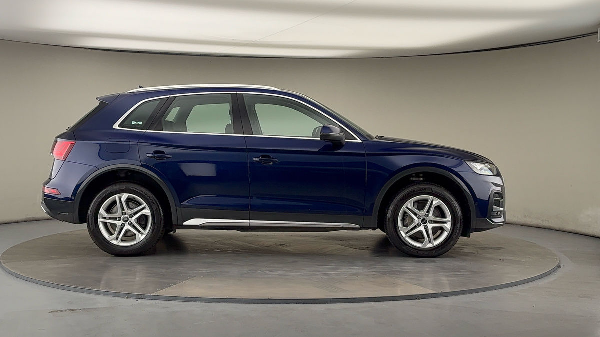 Audi Q5 Image 16