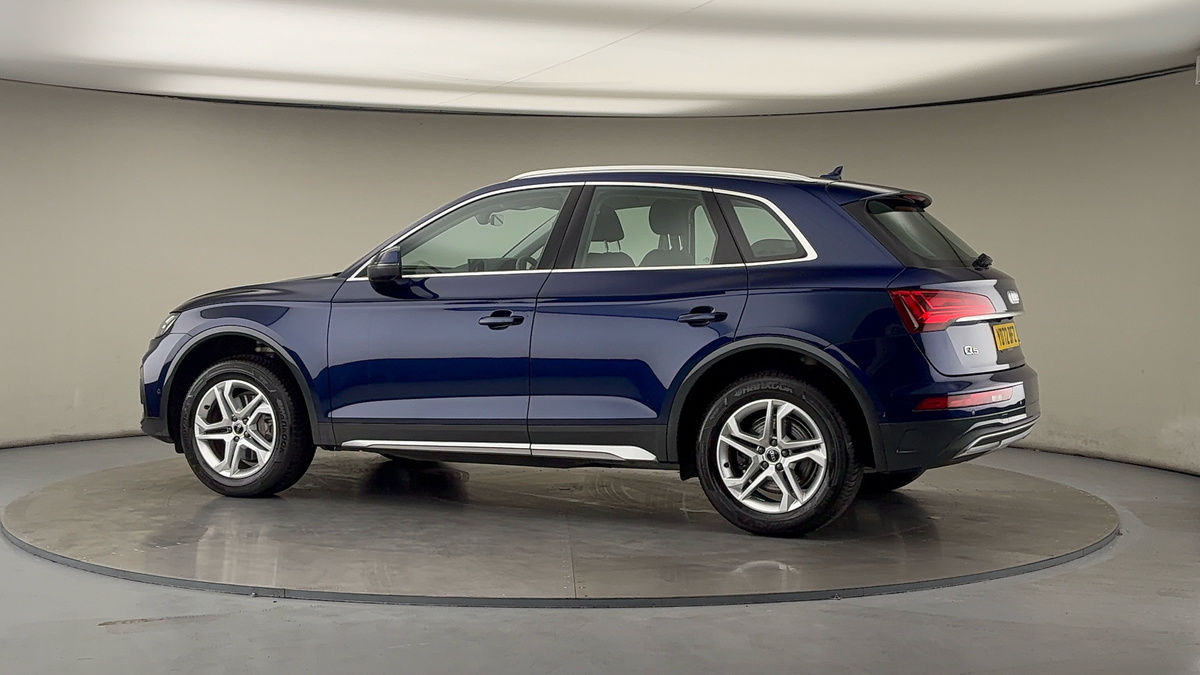 More views of Audi Q5