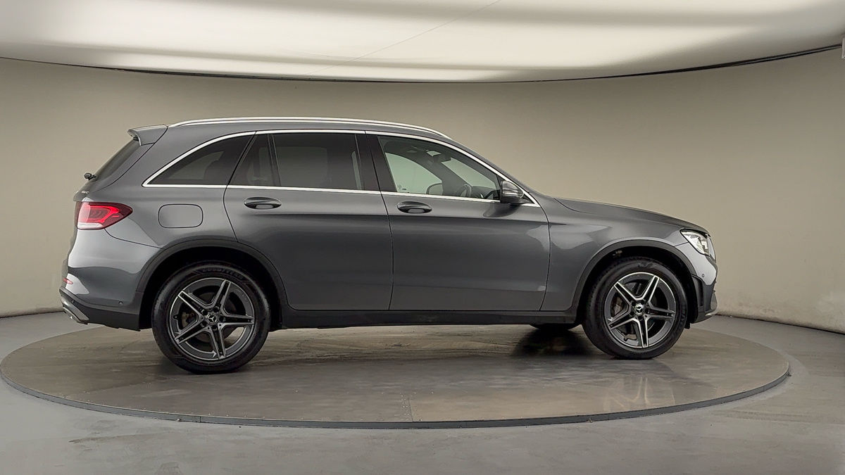More views of Mercedes-Benz GLC